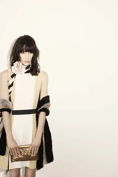 Look 16